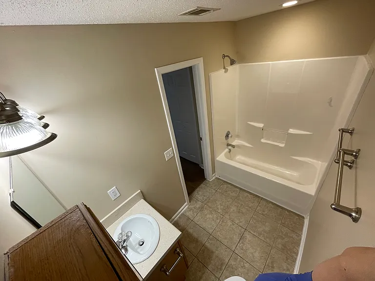 919 Annalue Dr #7 — Photo 18