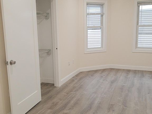 2nd image of 1743 Dorchester Ave