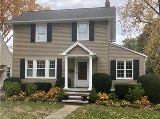 4117 W 219th St, Fairview Park, OH