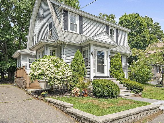 2nd image of 25 Hopedale St
