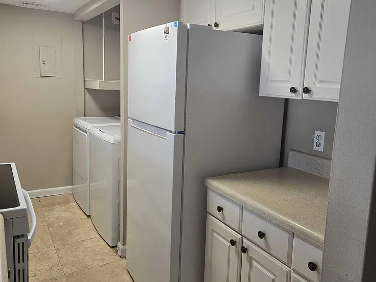 4451 Treehouse Ln #18E — Photo 3