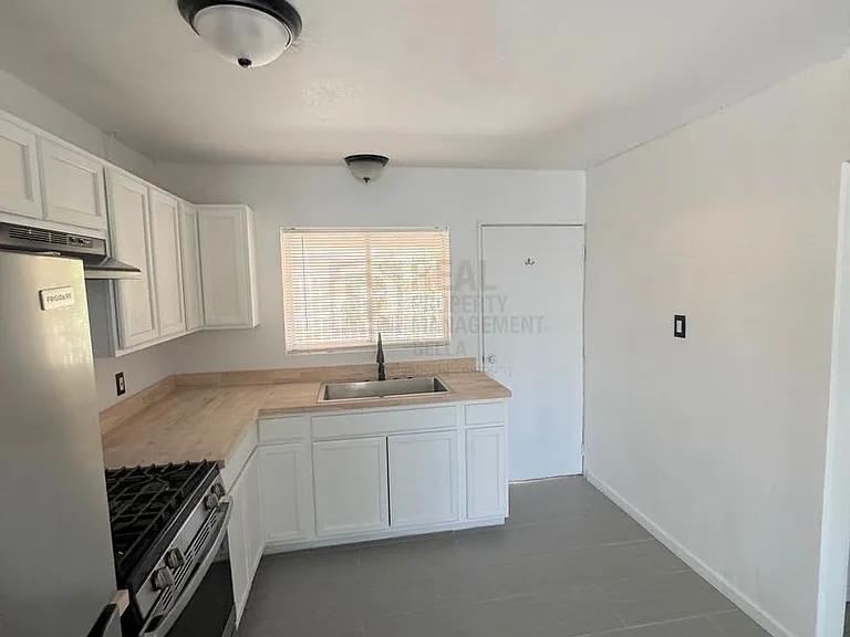 West Limited Ave- Taylor — Photo 7