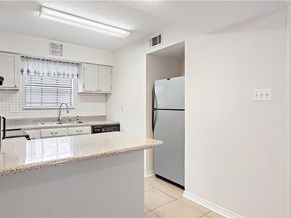 5th image of 409 Cedarwood Dr #0