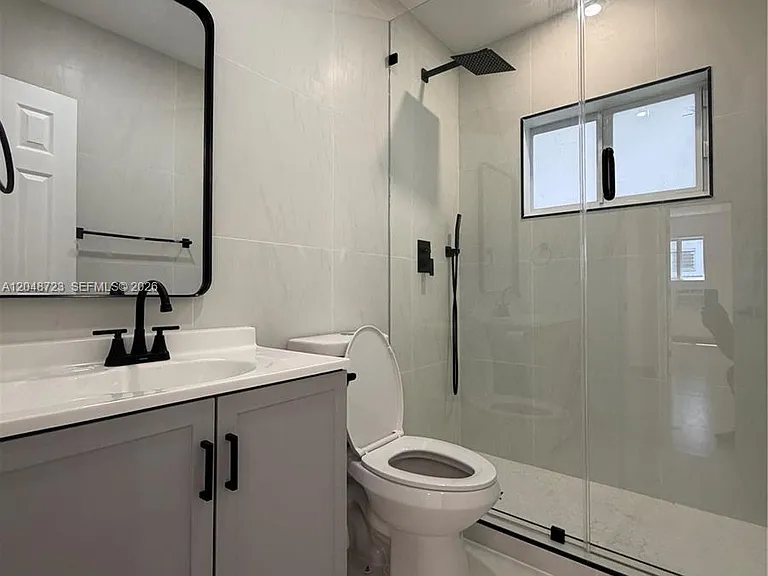 1235 Normandy Dr #7 — Photo 12