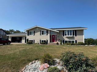 913 Turner Rd, Kingsford, MI 49802