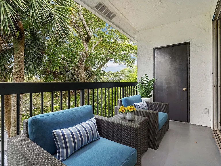 Cypress Shores — Photo 8
