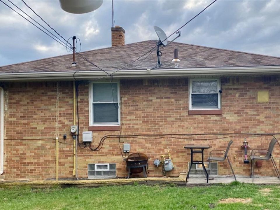 2nd image of 3624 Carolina St