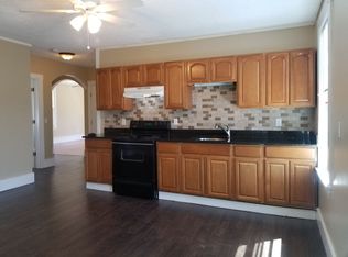 29 Simon St #2, Beverly, MA 01915