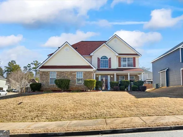 5720 Graywind Trl, Atlanta, GA 30349