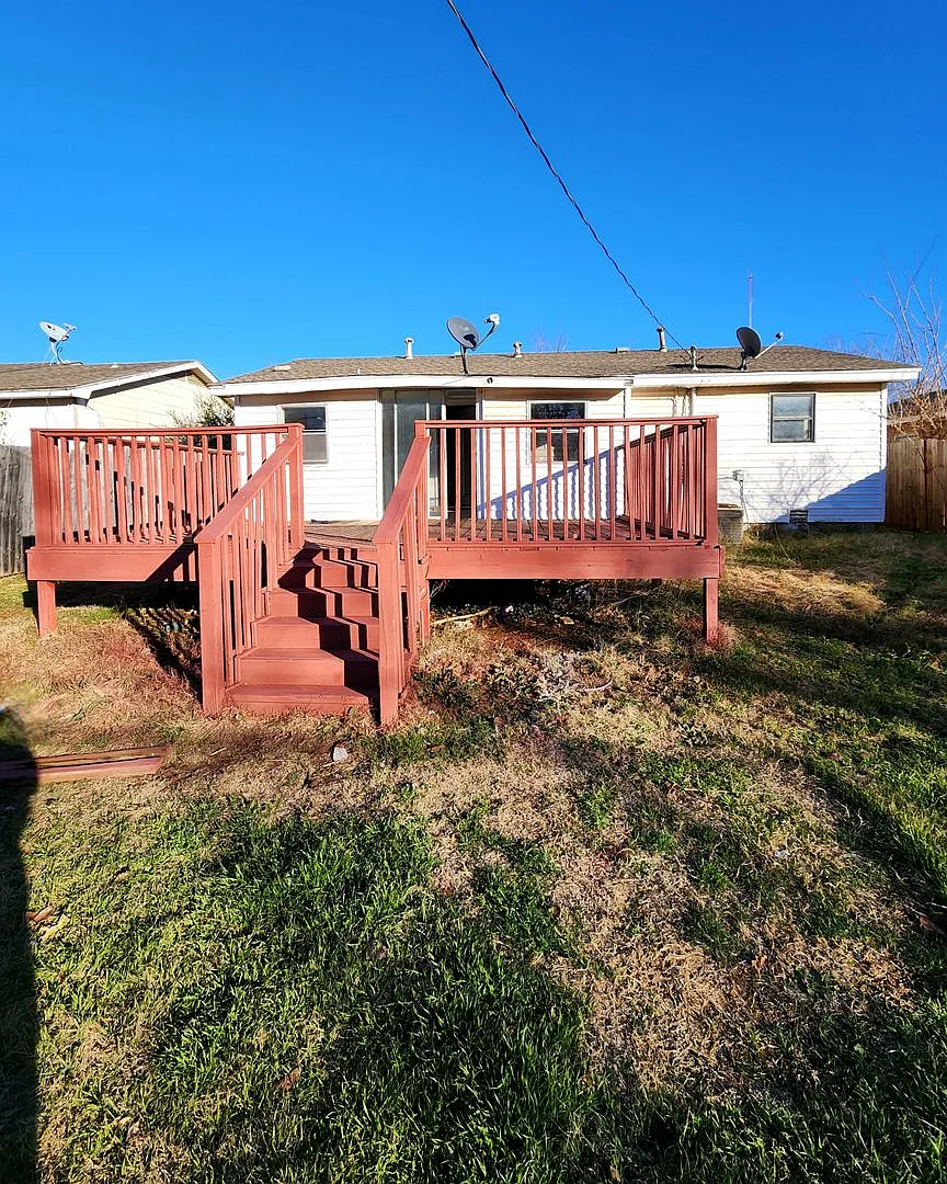 6317 S. Phillips Avenue — Photo 3