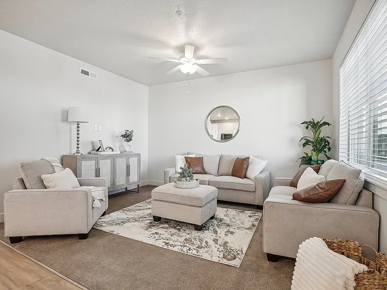 Arrowhead Place — Photo 17