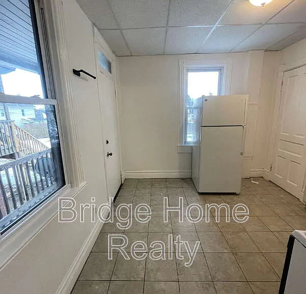128 S Spring Ave — Photo 17