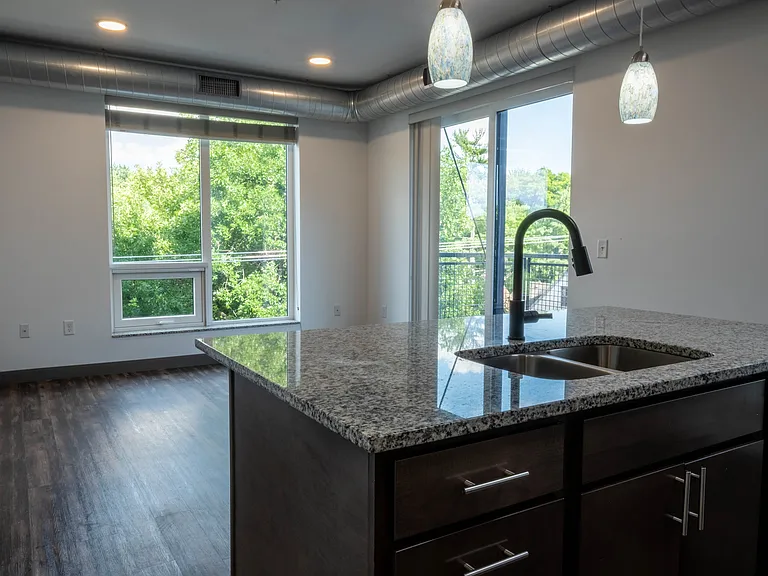 The Pearl Apartments — Photo 1