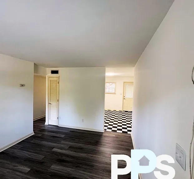 615 Boulevard SE #7 — Photo 11
