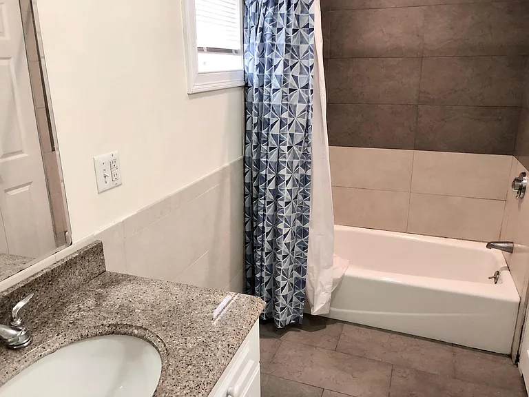 14 Schiller St #3C — Photo 5