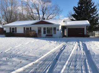 1979 Rosewood Dr, Mansfield, OH 44906