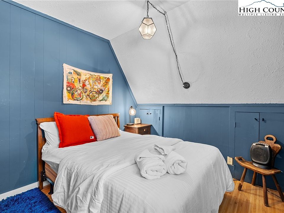 16th image of this home