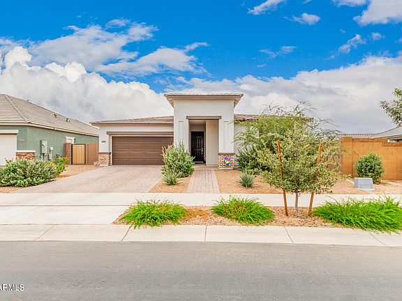 2nd image of 22827 E CALLE LUNA --