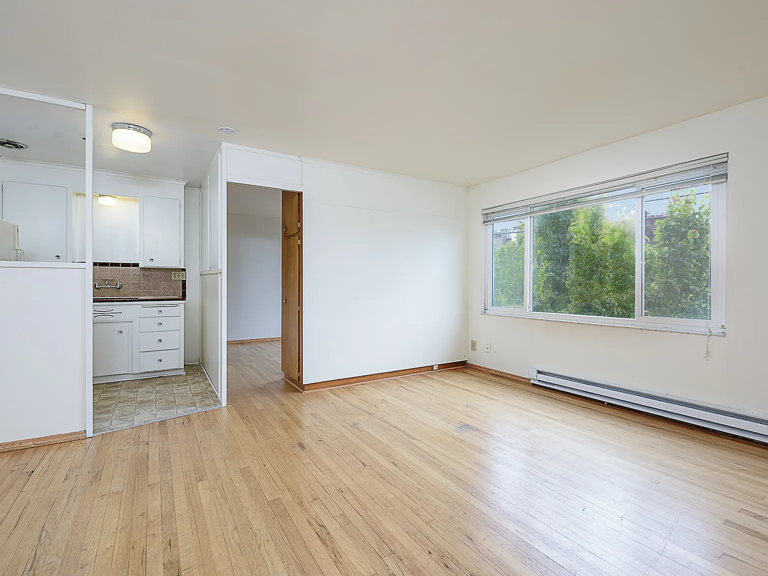 1 bed, 430 sqft, $1,500 — Photo 4