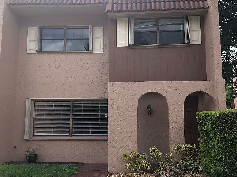 1st image of 21 Madrid Ln #412