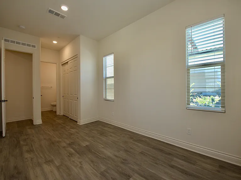 1812 Canyon Oaks Ln — Photo 11