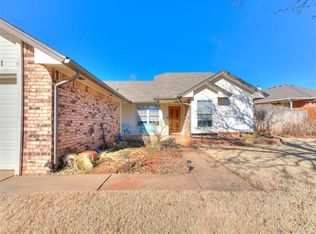 1801 Gray Fox Dr, Edmond, OK 73003