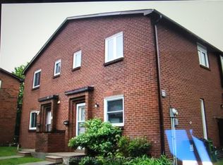 72 Dusay Pl Unit 2, Toronto, ON M1W 2N2