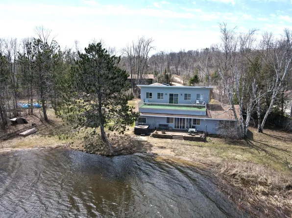 4075 Woodhill Dr, Loretto, MN 55357