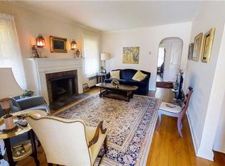 4132 220th St, Bayside, NY 11361