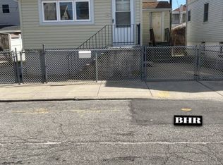 6 Seba Ave, Brooklyn, NY 11229