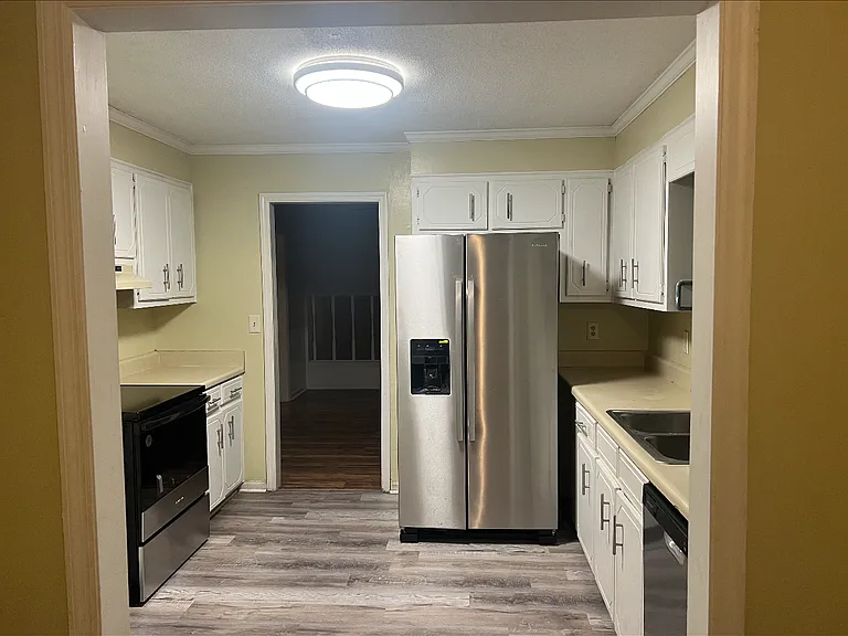 4506 Lakeland Ct — Photo 3