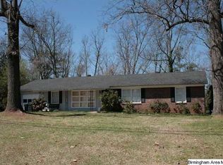 1456 Linda Vista Dr, Vestavia Hills, AL 35226