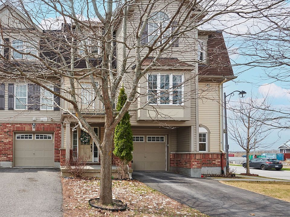 1st image of 920 Messor Cres