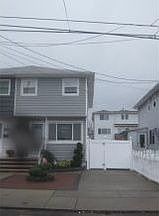 5th image of 315 Sanilac St