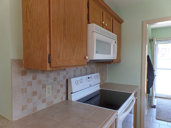 4th image of 108 McCleskey Drive