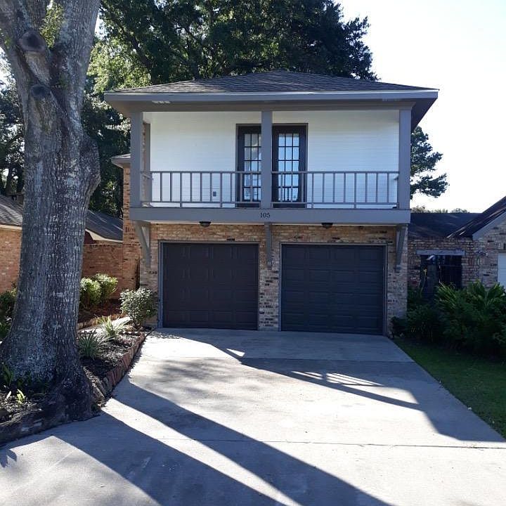 1st image of 105 Stonewood Cir
