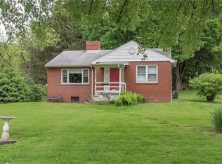 504 Camp Meeting Rd, Sewickley, PA 15143