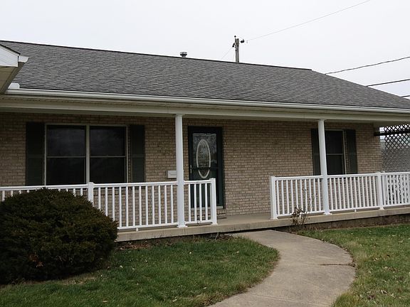 2nd image of 1758 Shawnee Dr