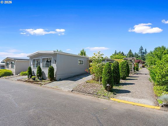 3rd image of 11450 SW Royal Villa Dr