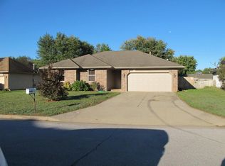 5247 S Morning Glory Ln, Battlefield, MO 65619