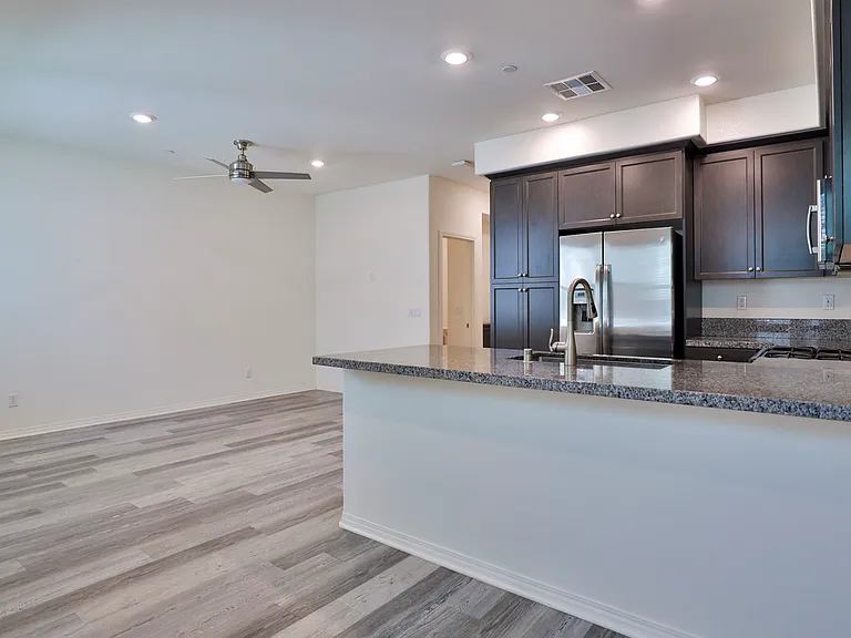 7070 Montecito Ln — Photo 18