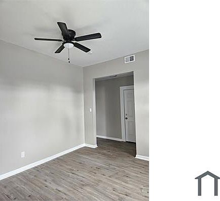 3rd image of 5887 Page Blvd APT 1W