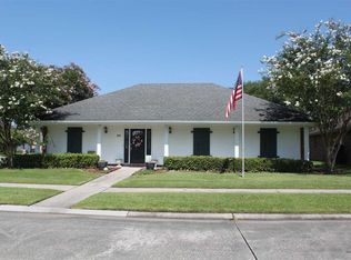 101 Hawthorne Dr, Houma, LA 70360