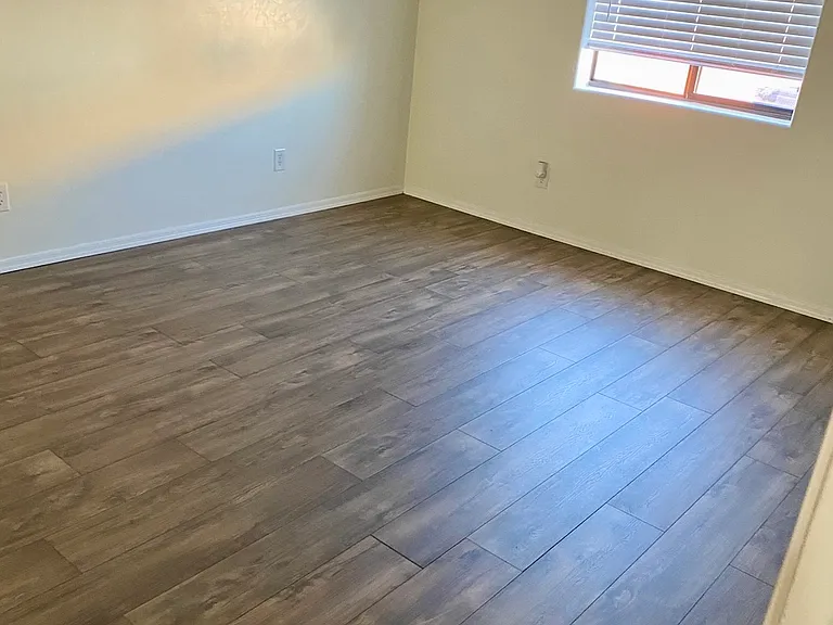 1420 S New St #2 — Photo 5