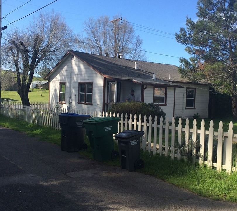 1st image of 49 Holly Hts #998