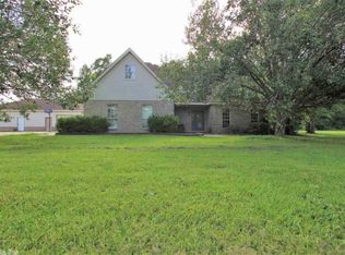 214 Lyn Lee Dr, Lonoke, AR 72086