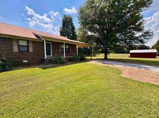 1311 Chestnut Glade Rd, Martin, TN 38237