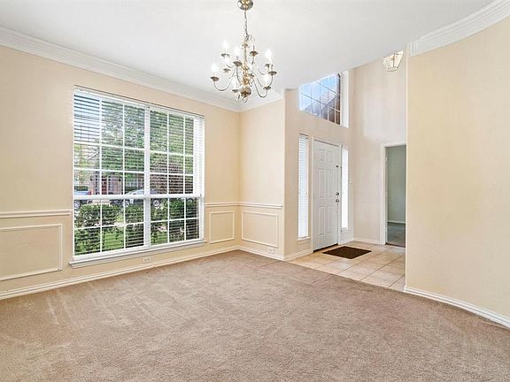 4th image of 8109 Haning Dr