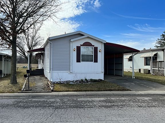 3rd image of 137 Harold Dr