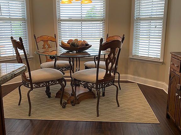 4th image of 534 Summer Cove Cir NW